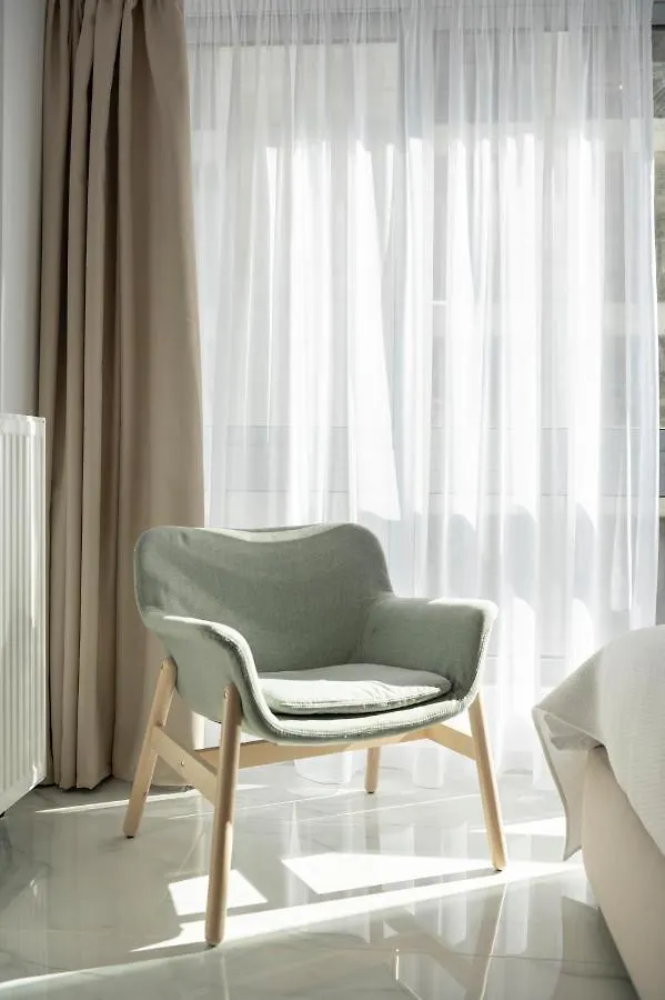 Ιωκα Suites / The Urbitality Project Θεσσαλονίκη