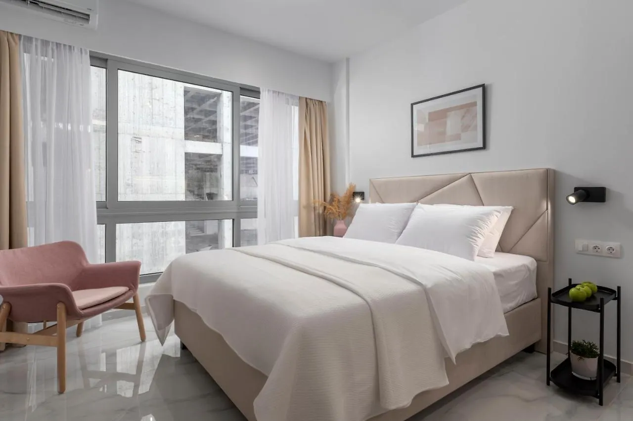 公寓 Ιωκα Suites / The Urbitality Project 塞萨洛尼基