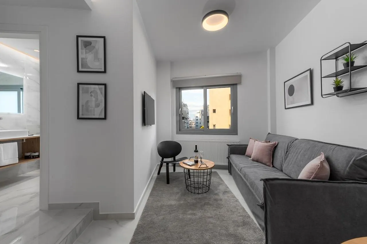 Apartment Ιωκα Suites / The Urbitality Project Thessaloniki