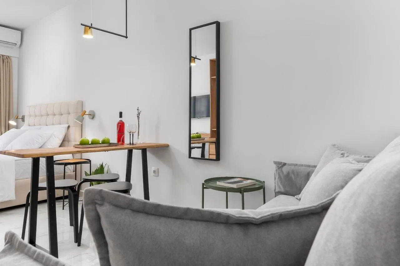 Ιωκα Suites / The Urbitality Project Thessaloniki 0*,  Greece
